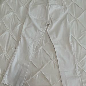 NWOT Loft white Modern Kick Crop Size 2/26